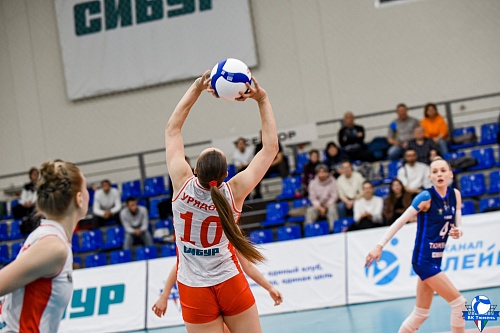 «Амурские Тигрицы» разгромили тюменских волейболисток