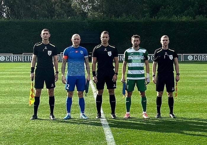 Тюменский арбитр работает на матчах в Турции