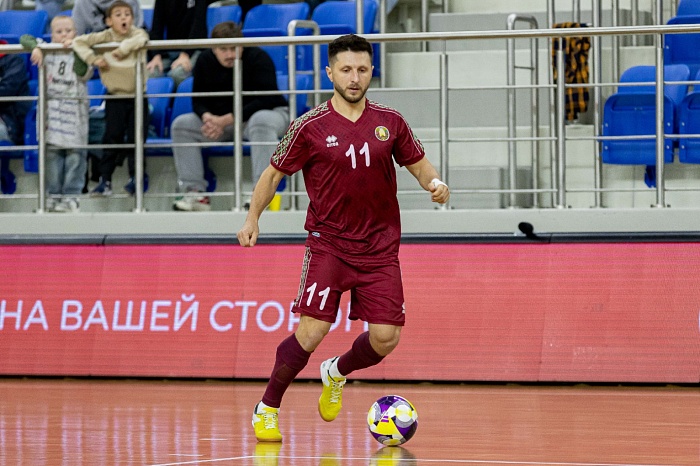 Экс-игрок «Тюмени» Сергей Крыкун помог белорусам уйти от поражения