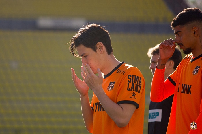 Игрок футбольного клуба «Урал» Фаниль Сунгатулин: «На 90-й минуте думал — хоть бы вничью сыграть»