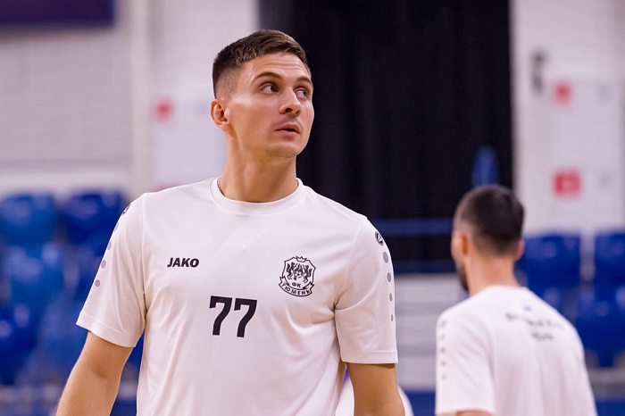 Игрок футзального клуба "Тюмень" Сергей Орлов планирует приступить к тренировкам в общей группе в феврале