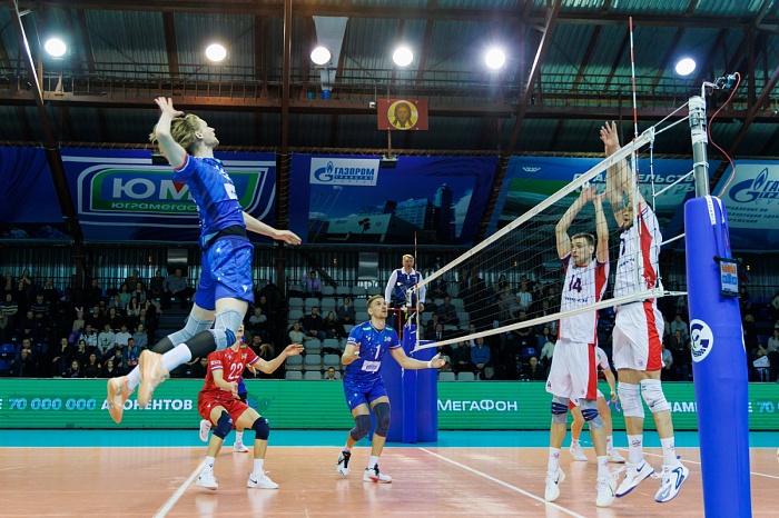 Павел Юринский и Сергей Панов помогли сургутянам победить в Ярославле