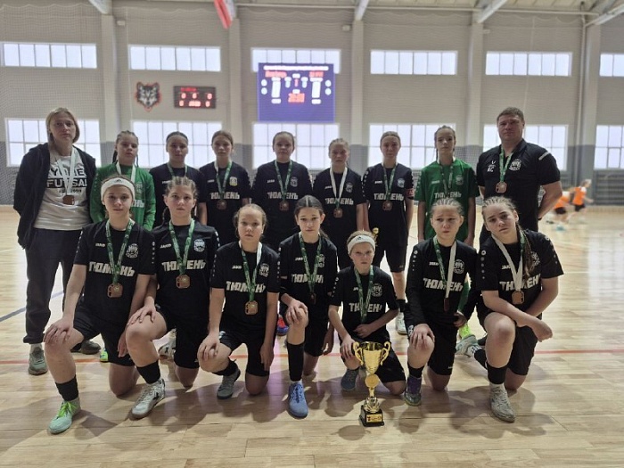 Юные тюменки привезли бронзовые медали из Кургана