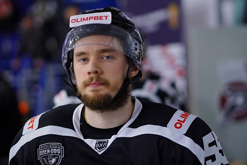 Игрок хоккейного клуба «Рубин» Михаил Стихановский: «Сыграемся, всё здорово будет».