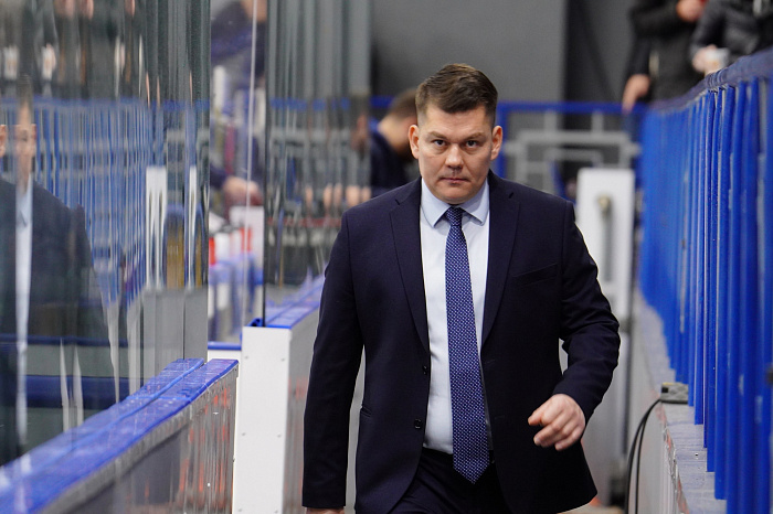 Главный тренер хоккейного клуба «Тюменский Легион» Алексей Осипов: «С удовольствием пересмотрел бы свои матчи за «Газовик»