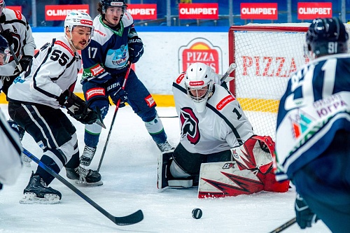 Хоккейный клуб «Рубин» проиграл в Ханты-Мансийске