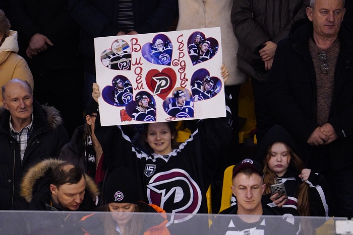 Матч спасения: важнейший хоккей смотри на "Тюменском времени"