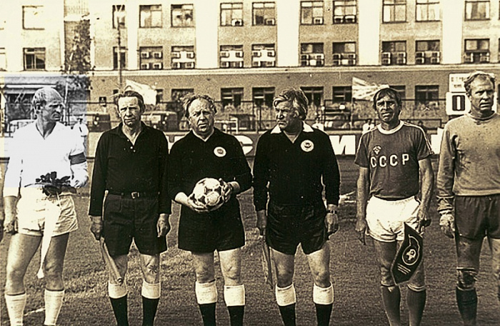 Виктор Хвостов играл против великого Эдуарда Стрельцова