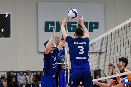 Волейболисты «Тюмени» год начали с победы