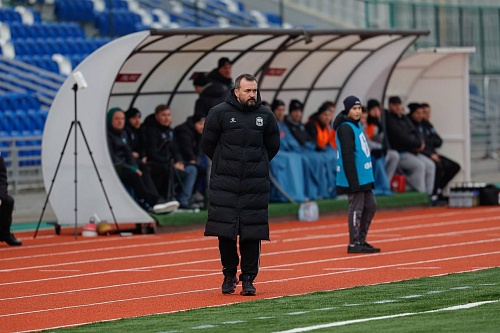 Главный тренер футбольного клуба "Тюмень" Тимур Касимов: "Не стоит придавать значение результатам контрольных матчей"