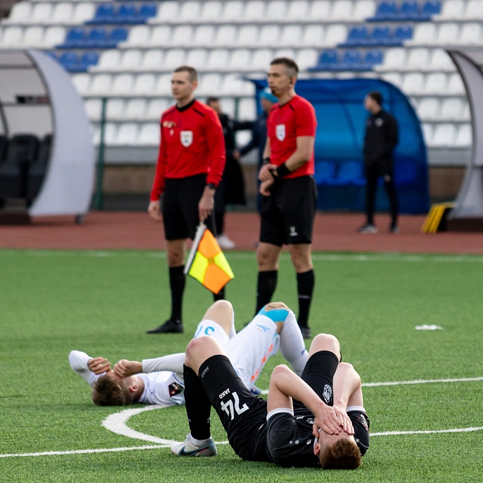 LEON Вторая лига "А".  "Тюмень" - "Зенит-2"