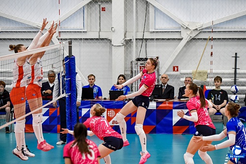 Волейболистки из Анапы уверенно справились с «Тюменью»