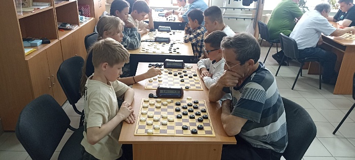 В Голышманово прошёл чемпионат области по стоклеточным шашкам