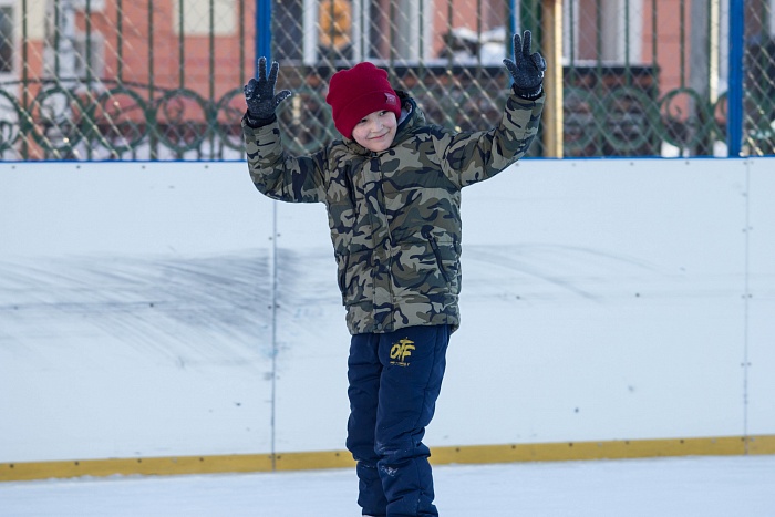 Дорогу осилит идущий, а лёд тот, кто надел коньки