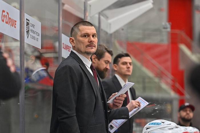 Главный тренер хоккейного «Рубина» Александр Осипов: «Технико-тактические построения надо отработать до автоматизма»