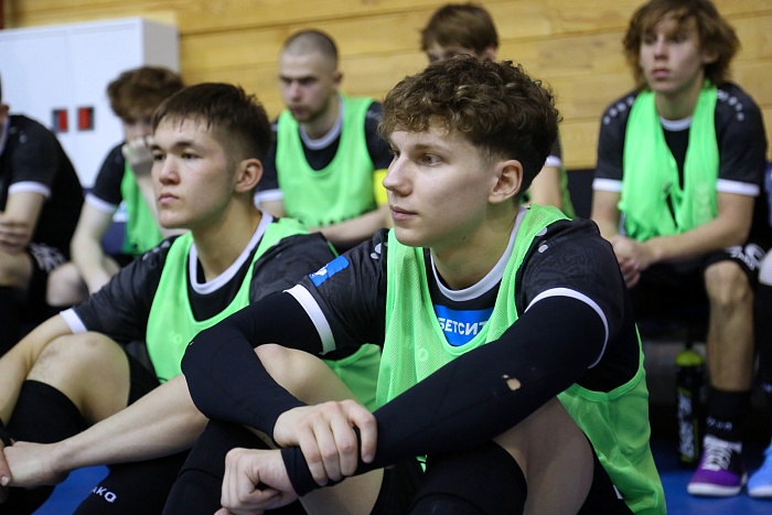 Высшая лига. "Восток". "Тюмень-дубль" - "Южный Урал"