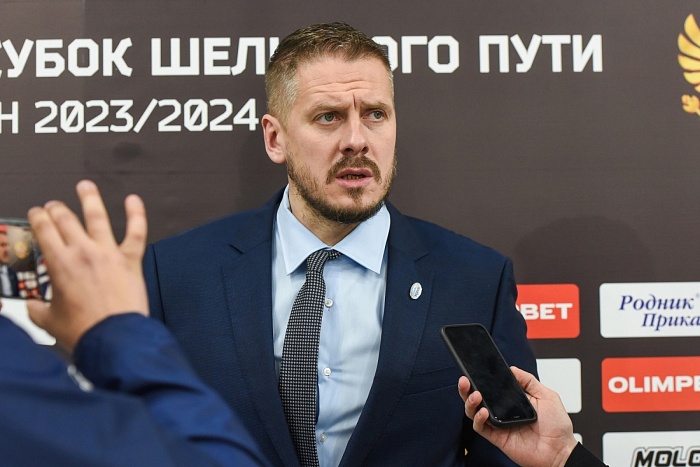 Владимир Гусев — третий отставник в ВХЛ