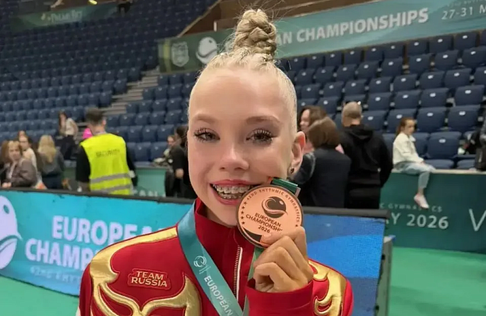 Тюменка Ева Кононова — бронзовый призёр чемпионата Европы по художественной гимнастике!
