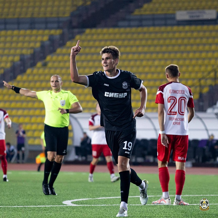 Артём Быковский покинул футбольную «Тюмень»