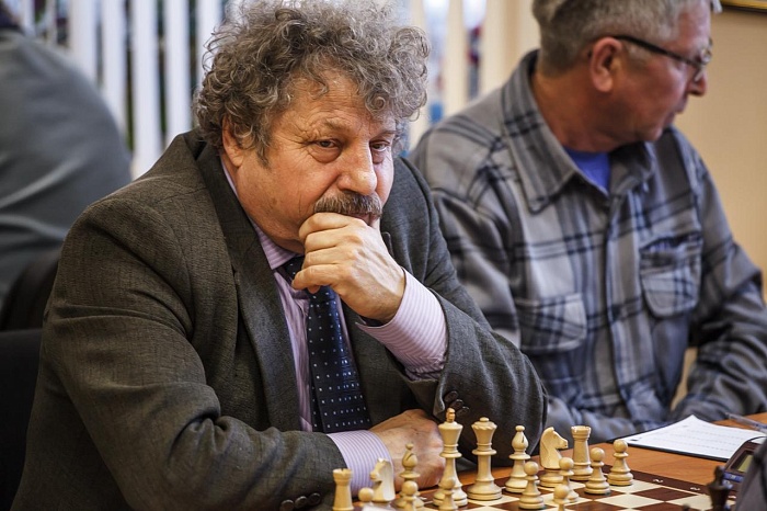 Председатель федерации шахмат Тюменской области Геннадий Шантуров отмечает юбилей!