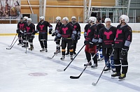 Хоккейная  команда «Тюменское время» сражается за бронзу в любительской лиге