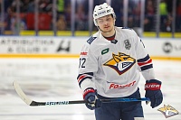 Хоккейный защитник Артём Минулин продлил контракт с магнитогорским «Металлургом»
